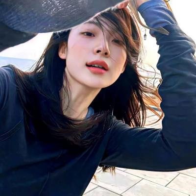 某影后之女被曝直播带货翻车，短时间内发布会现场画面流出